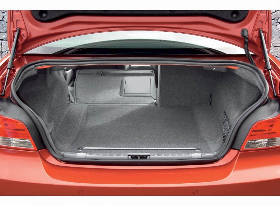  BMW 1-Series Coupe 2007 года  (фото 14 из 40)